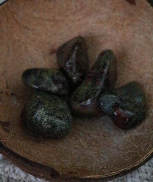Bloodstone Tumblestone