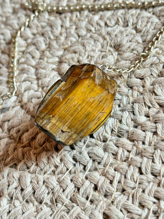 Tiger's Eye Crystal Pendulum