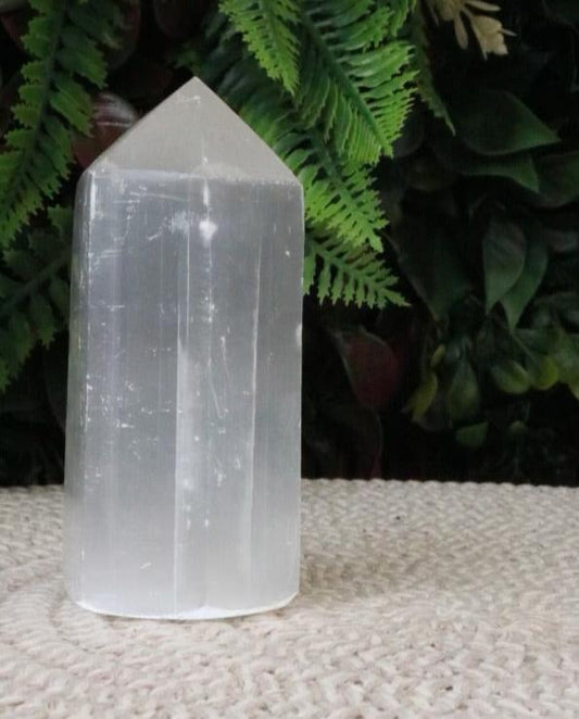 Selenite Point
